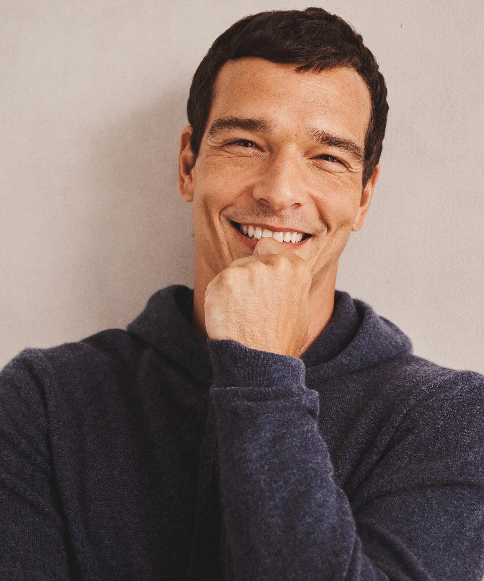 Signature Cashmere Hoodie - Image 3