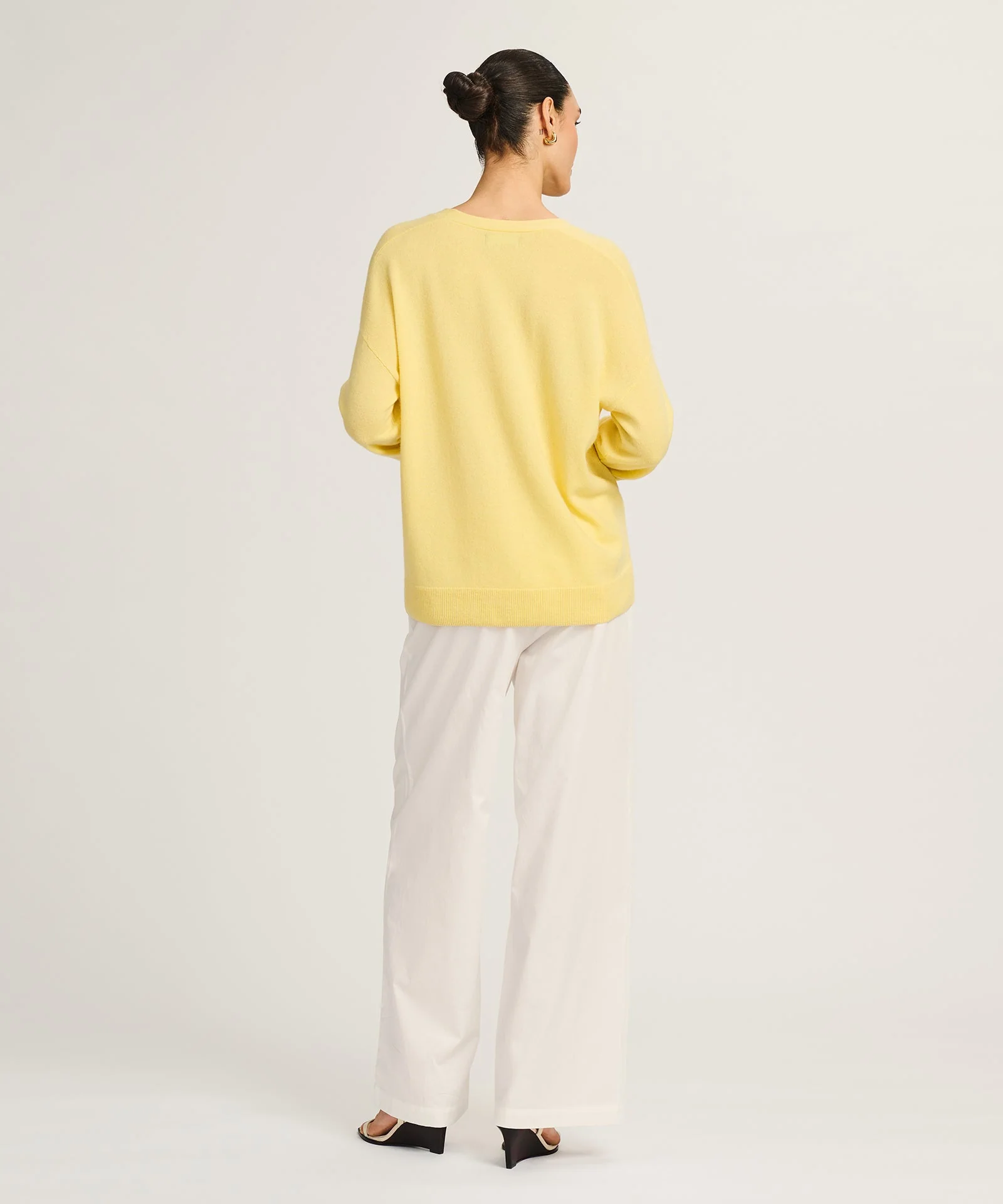 Signature Cashmere Boxy Cardigan - Image 12