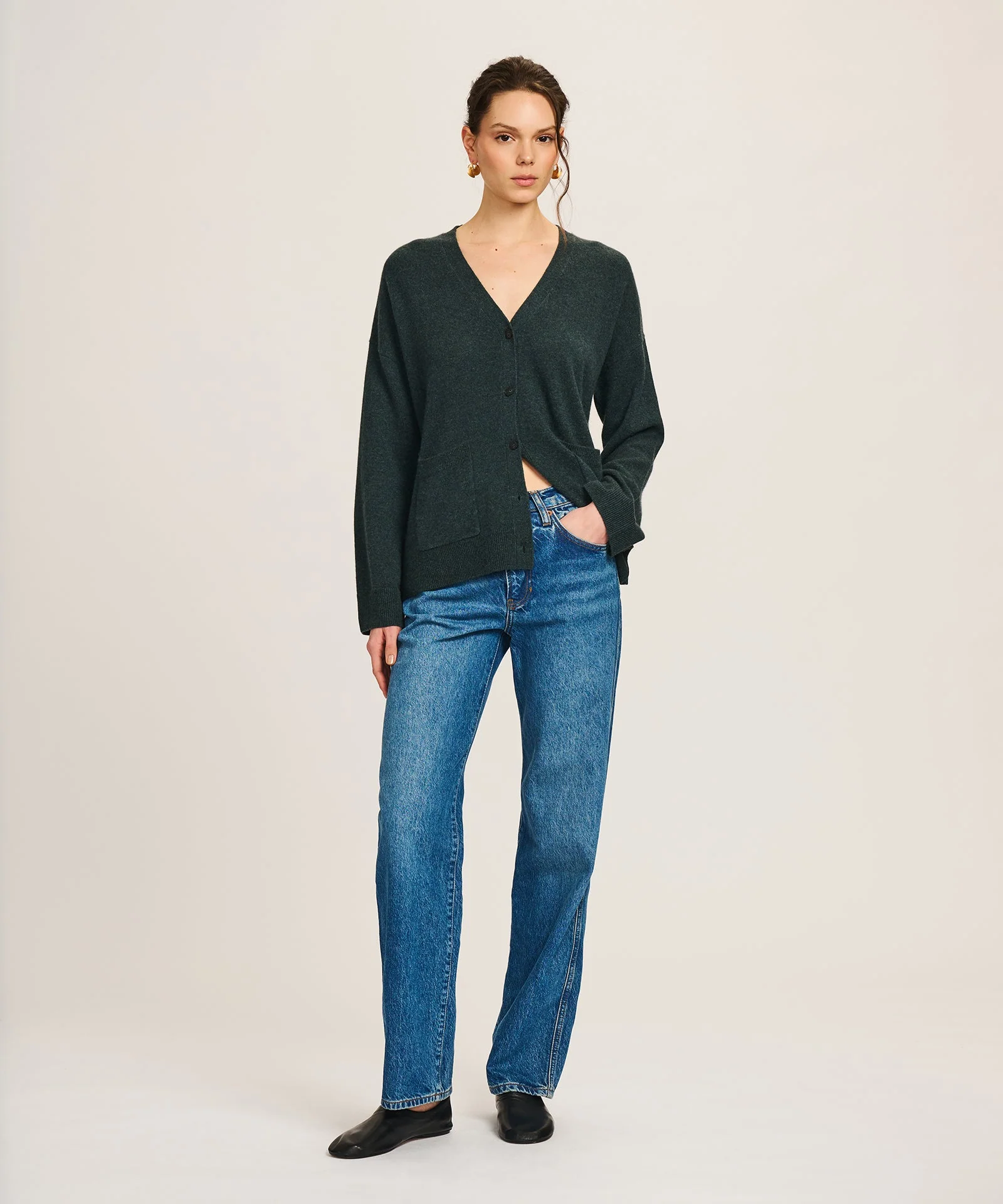 Signature Cashmere Boxy Cardigan - Image 4