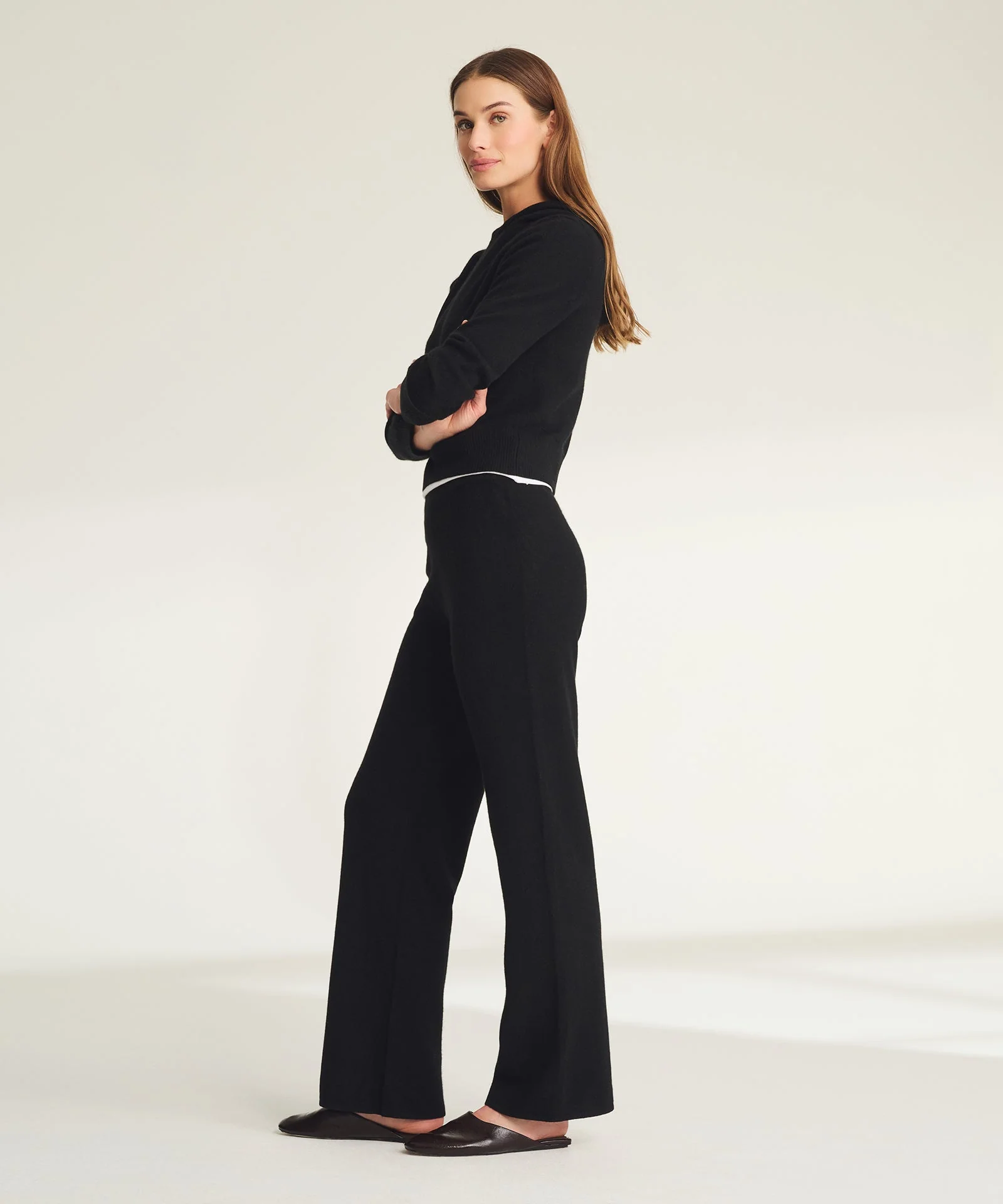 Signature Cashmere Cropped Hoodie - Image 10