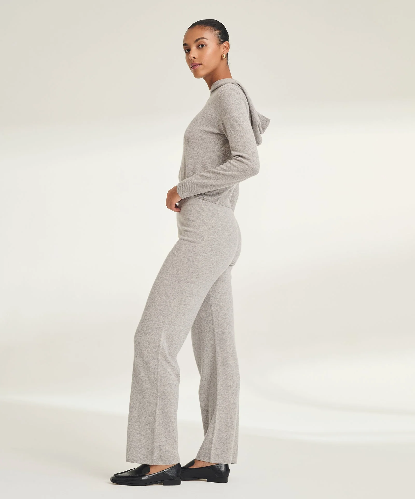 Signature Cashmere Cropped Hoodie - Image 5