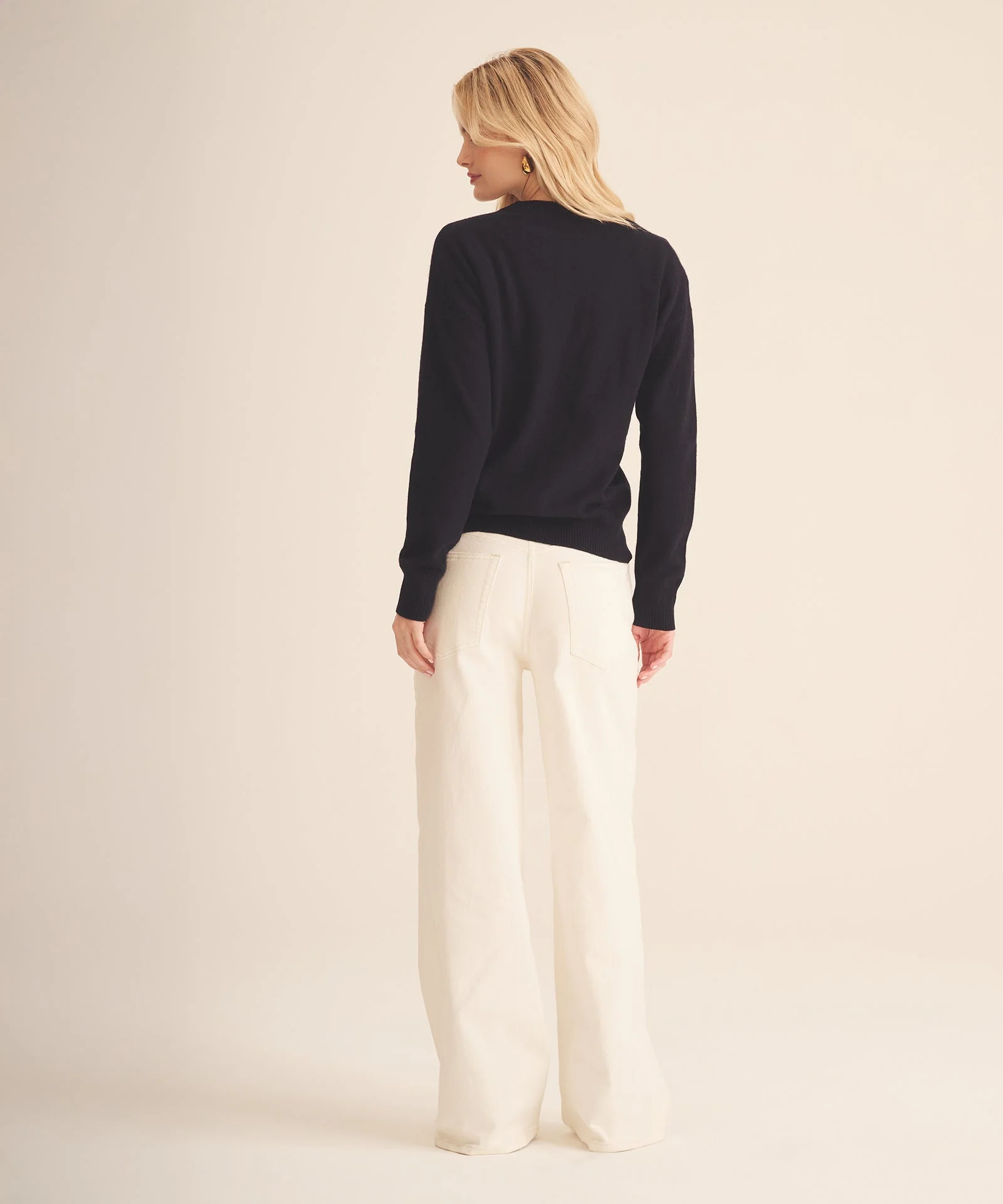 Signature Cashmere Embroidered Heart Sweater - Image 6