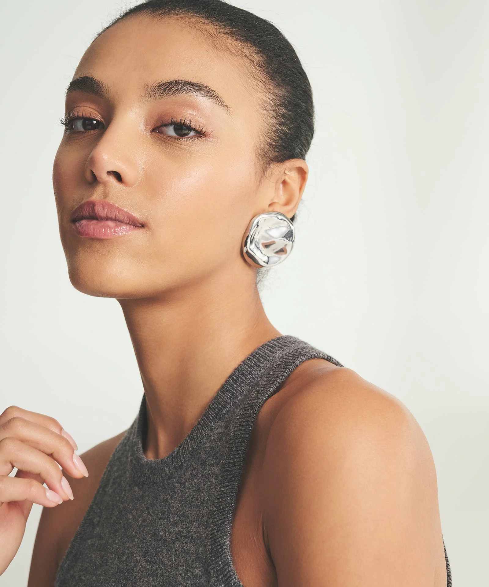 Signature Cashmere High Neck Tank - Image 8