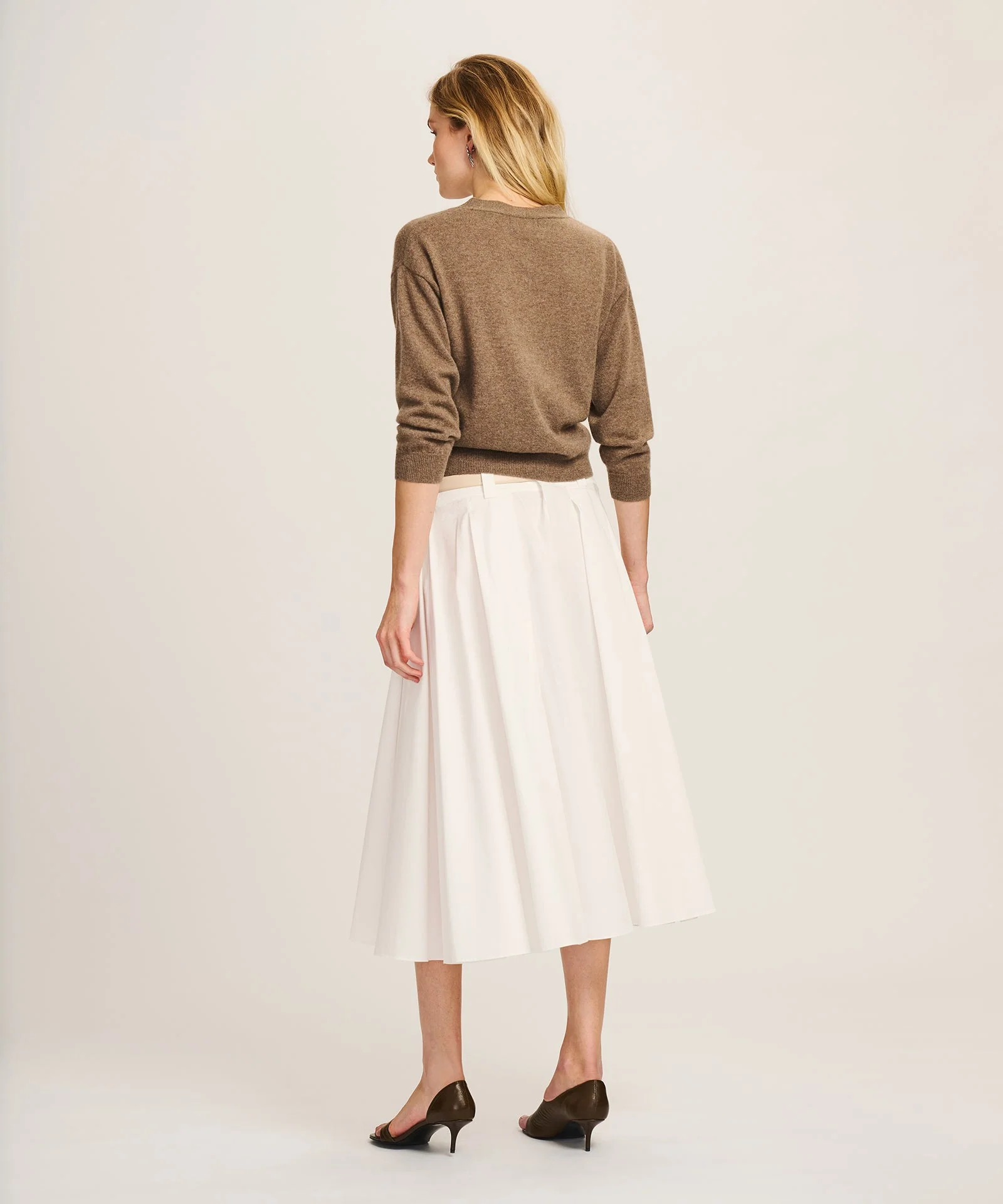 Signature Cashmere Three-Quarter Sleeve Cardigan - Image 4