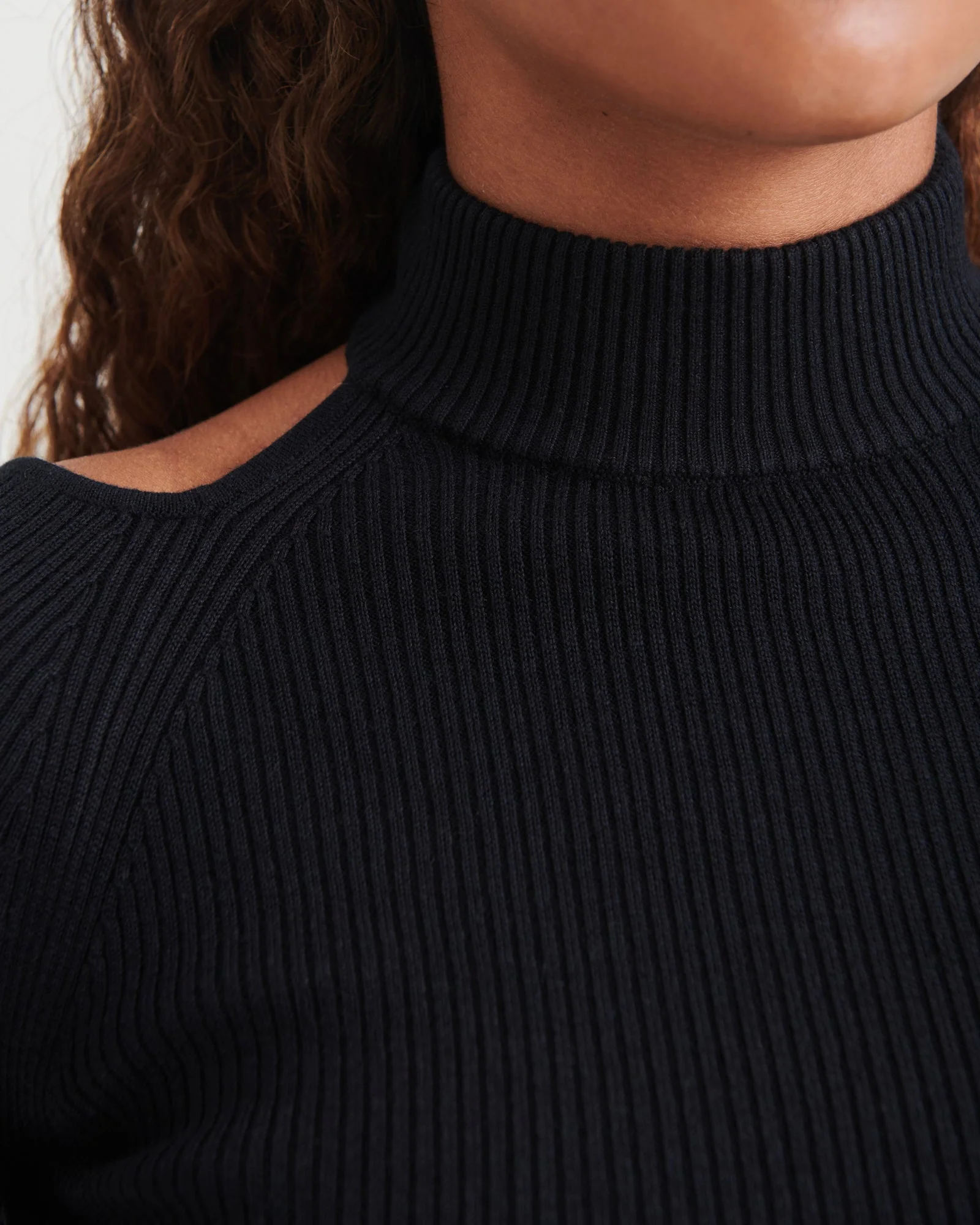 Silk Cashmere Cutout Turtleneck - Image 16