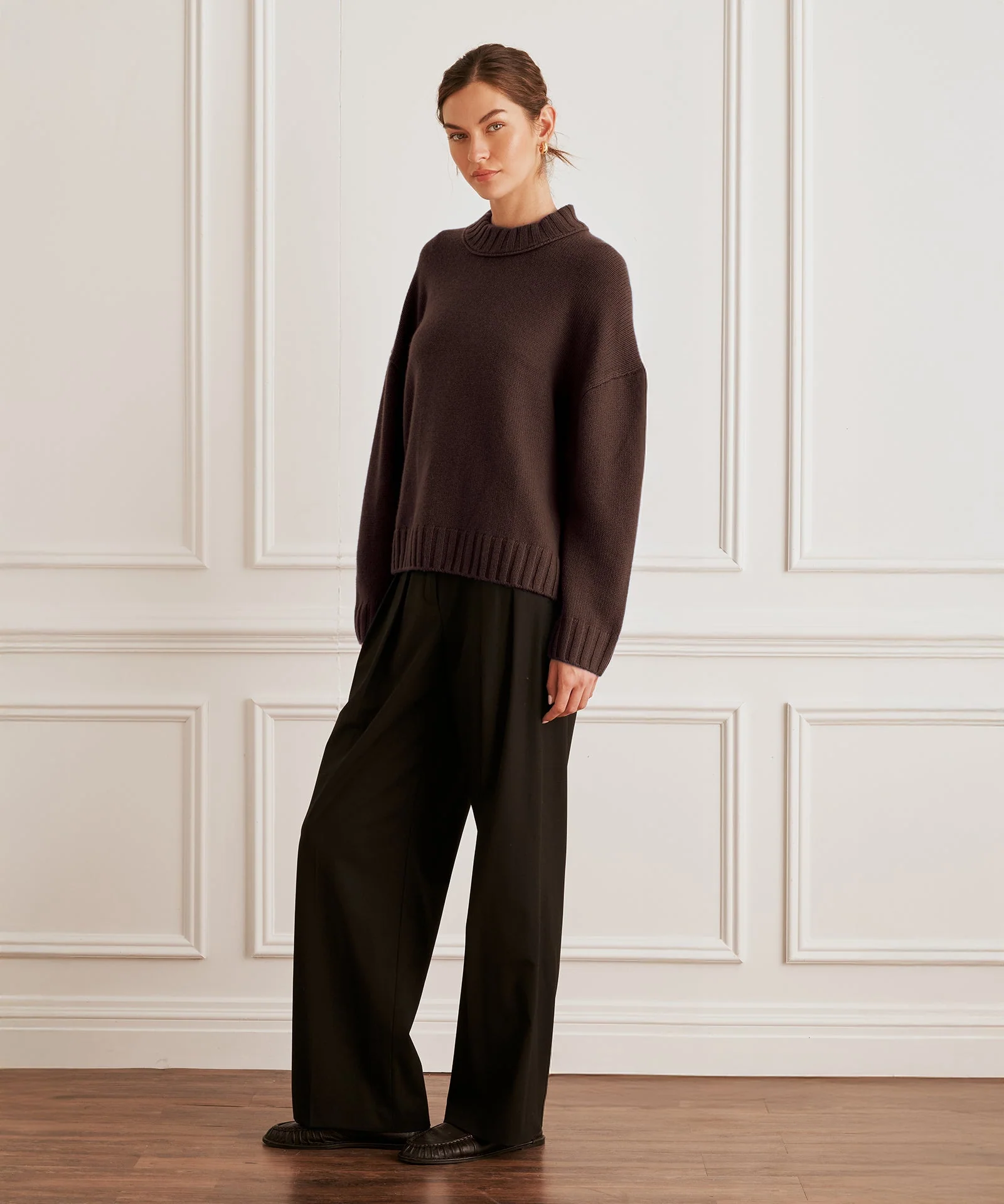 Super Luxe Cashmere Crewneck Sweater - Image 12