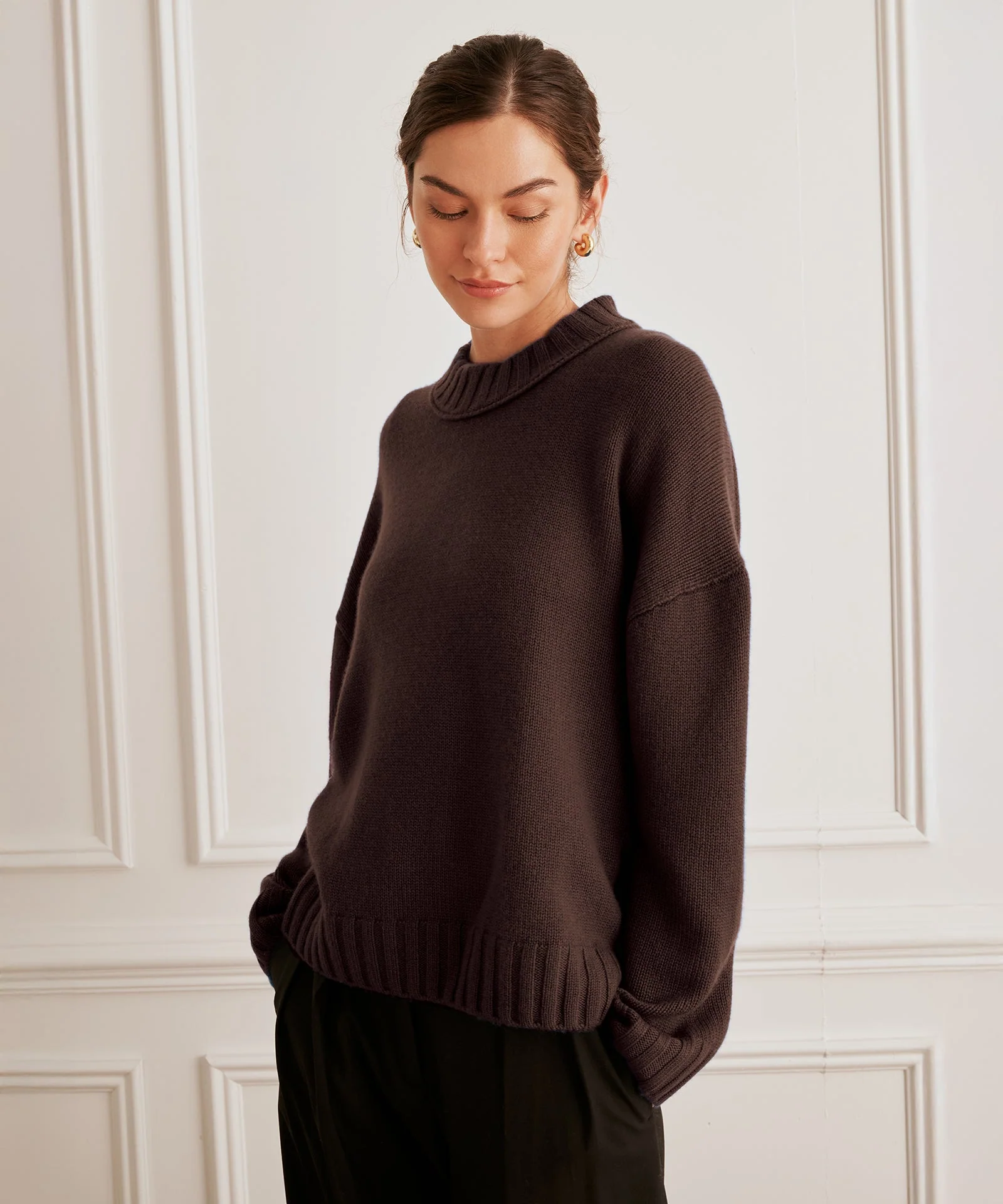 Super Luxe Cashmere Crewneck Sweater - Image 9