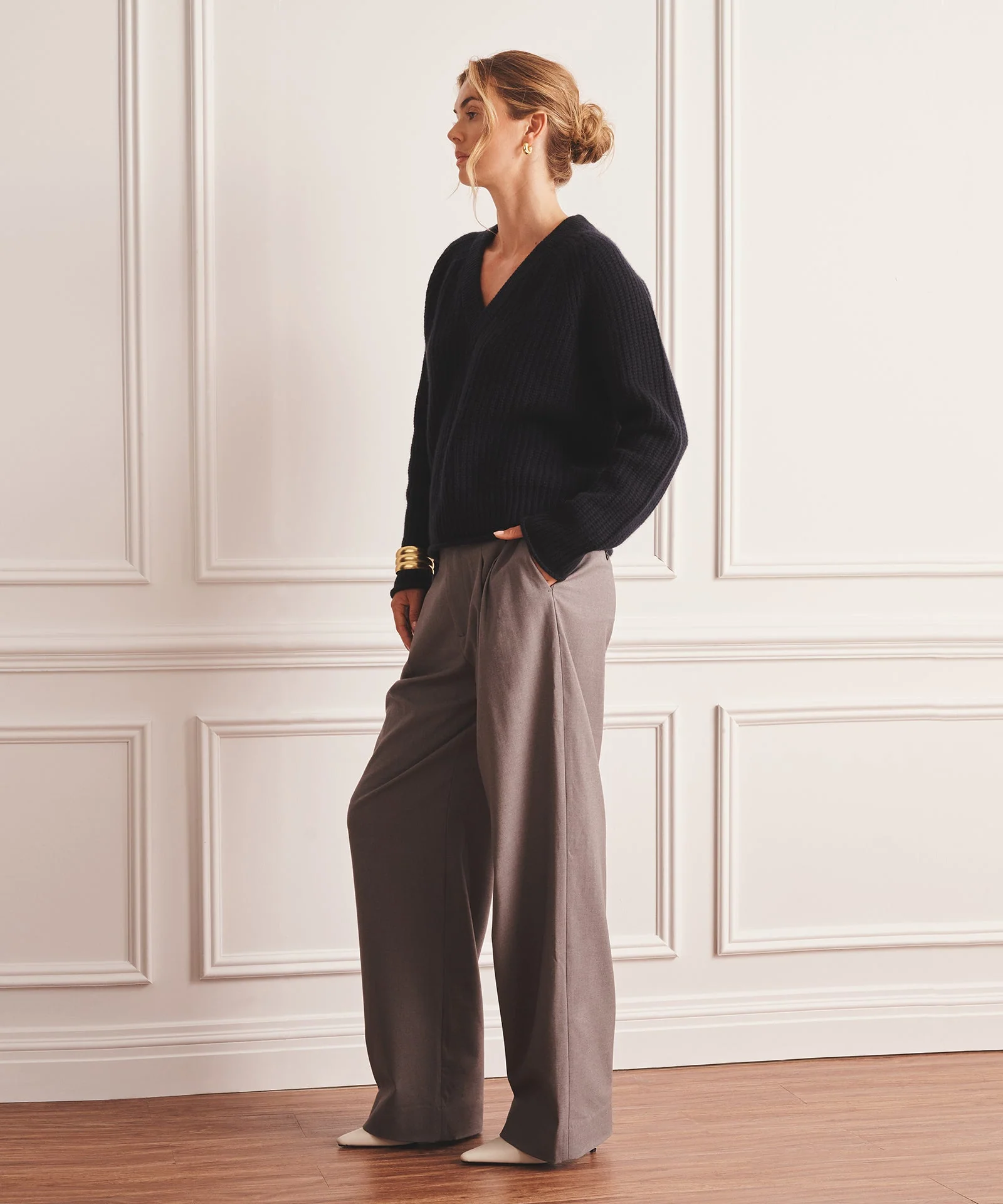 Luxe Cashmere Fisherman V-Neck Sweater - Image 11