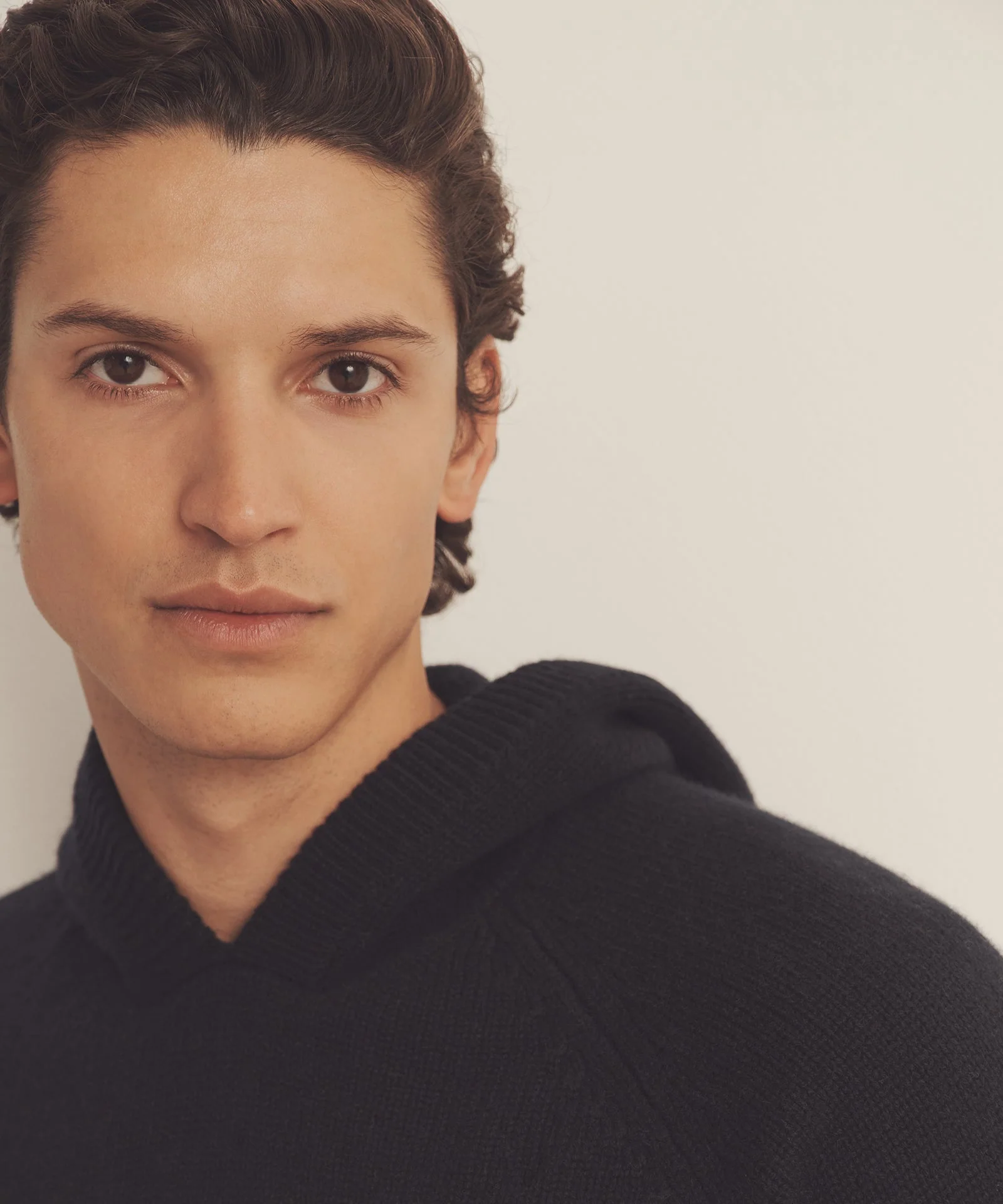 Super Luxe Cashmere Hoodie - Image 7