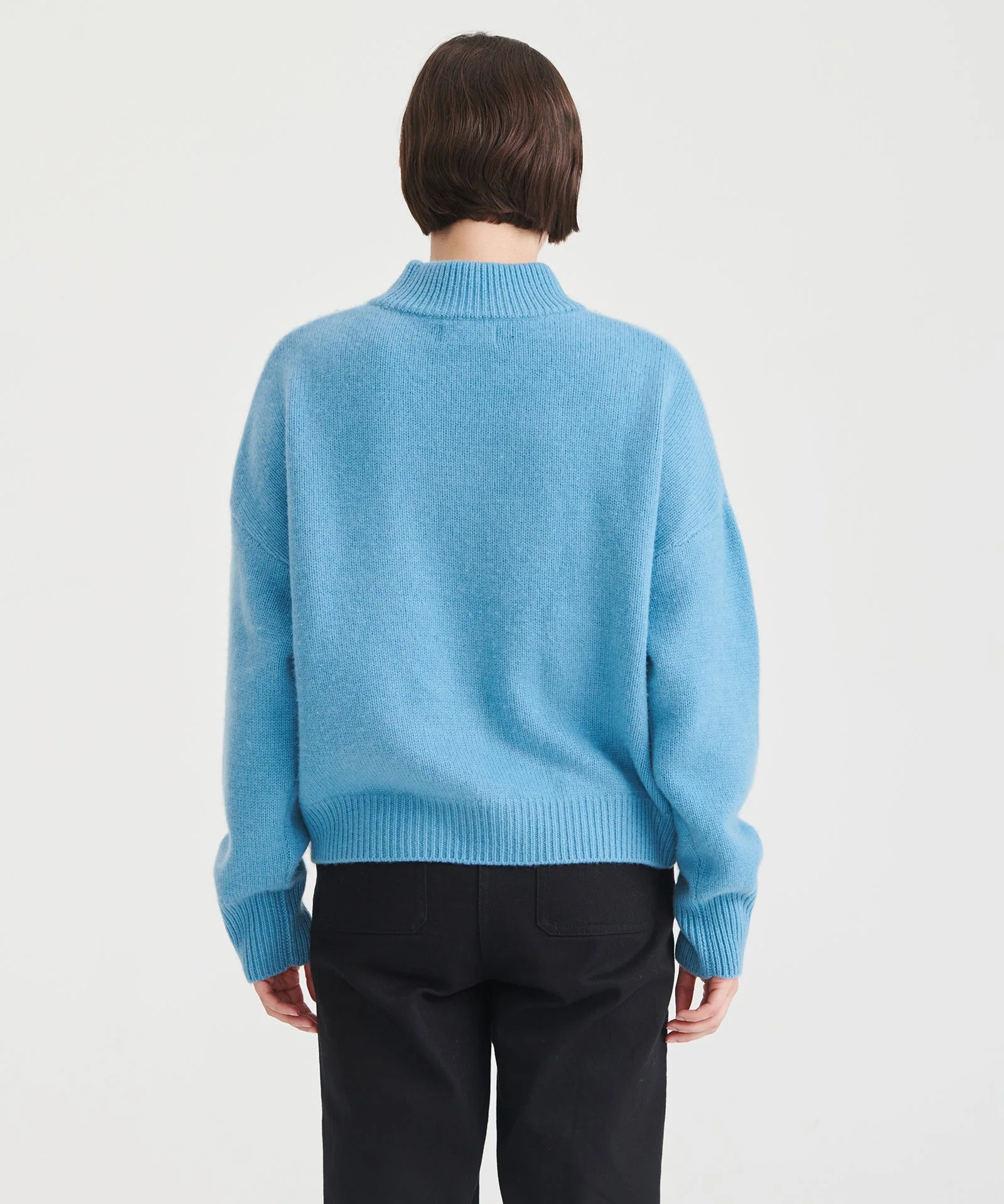 Super Luxe Cashmere Mockneck Sweater - Image 17