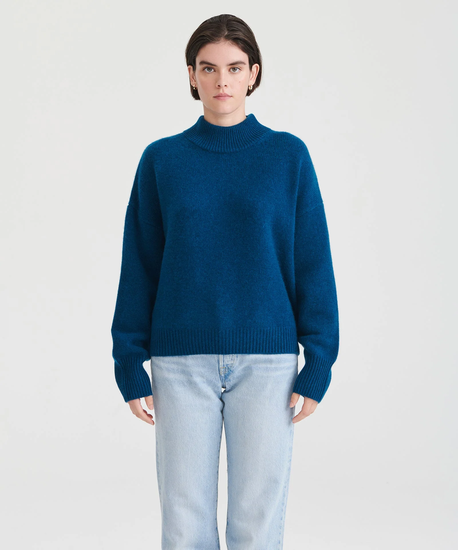 Super Luxe Cashmere Mockneck Sweater - Image 23