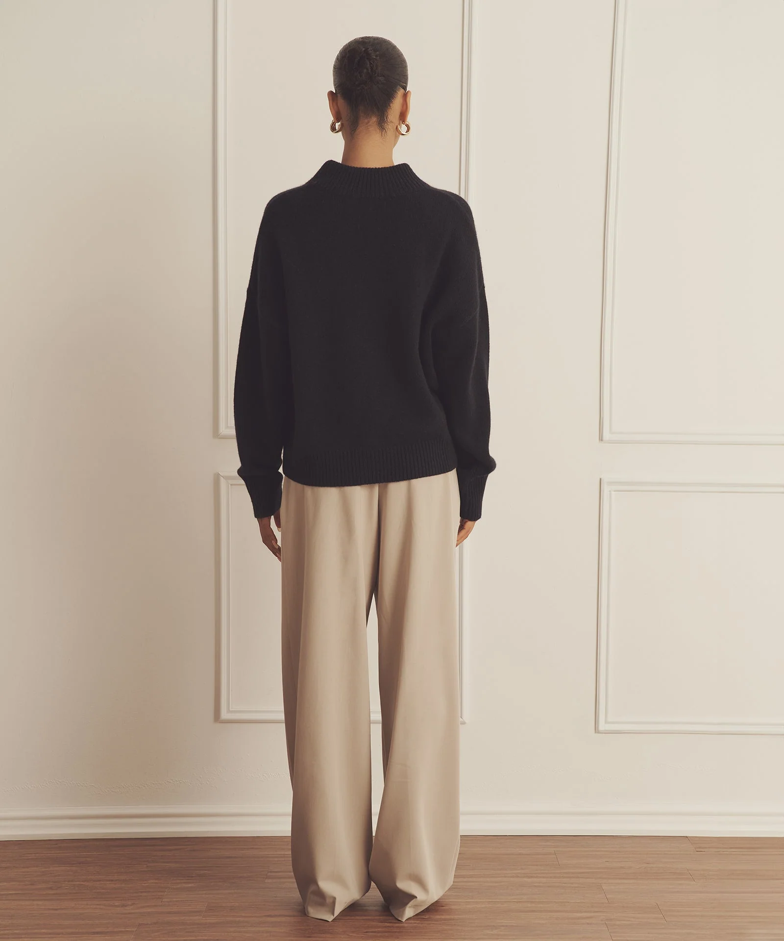 Super Luxe Cashmere Mockneck Sweater - Image 46