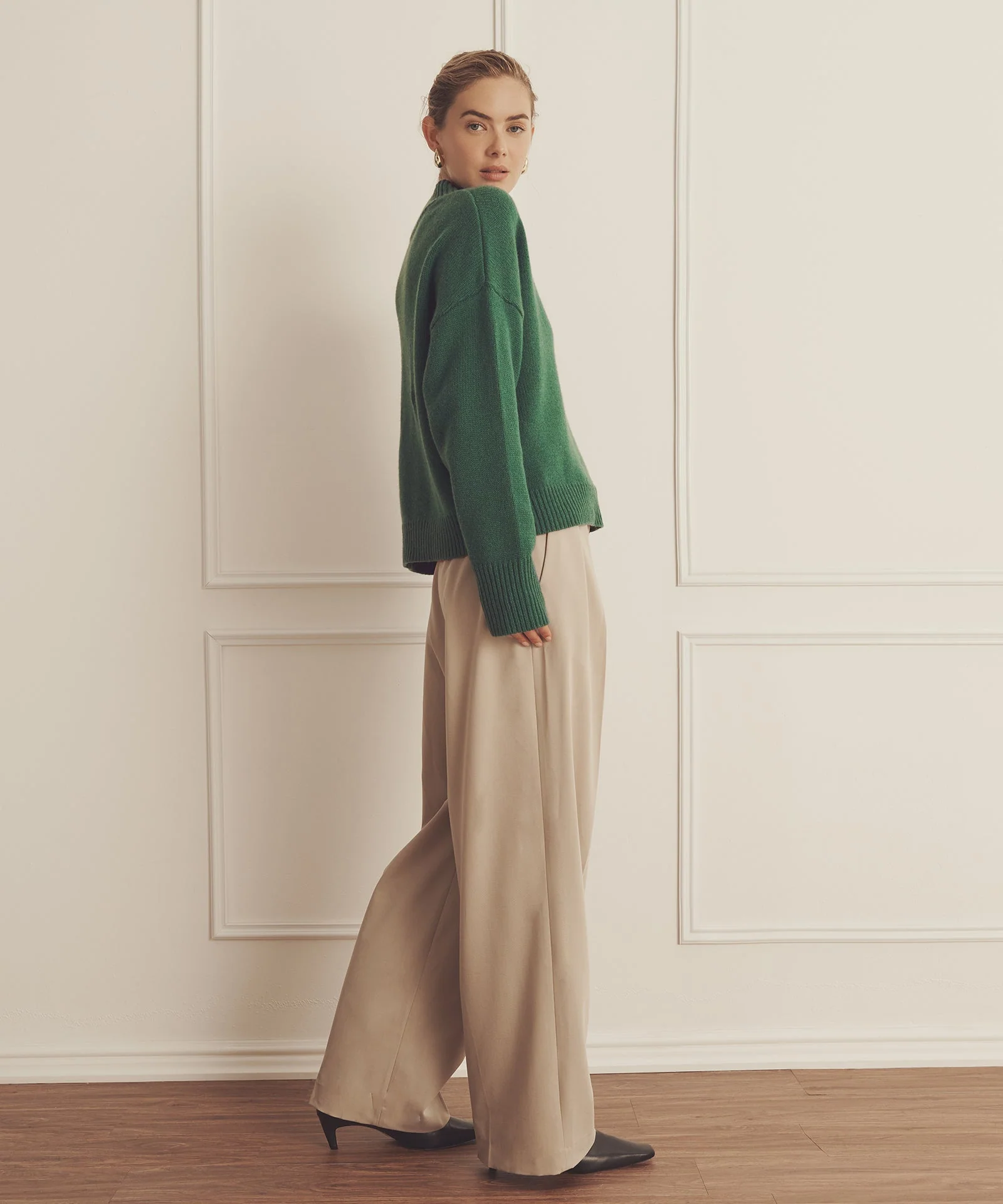 Super Luxe Cashmere Mockneck Sweater - Image 54