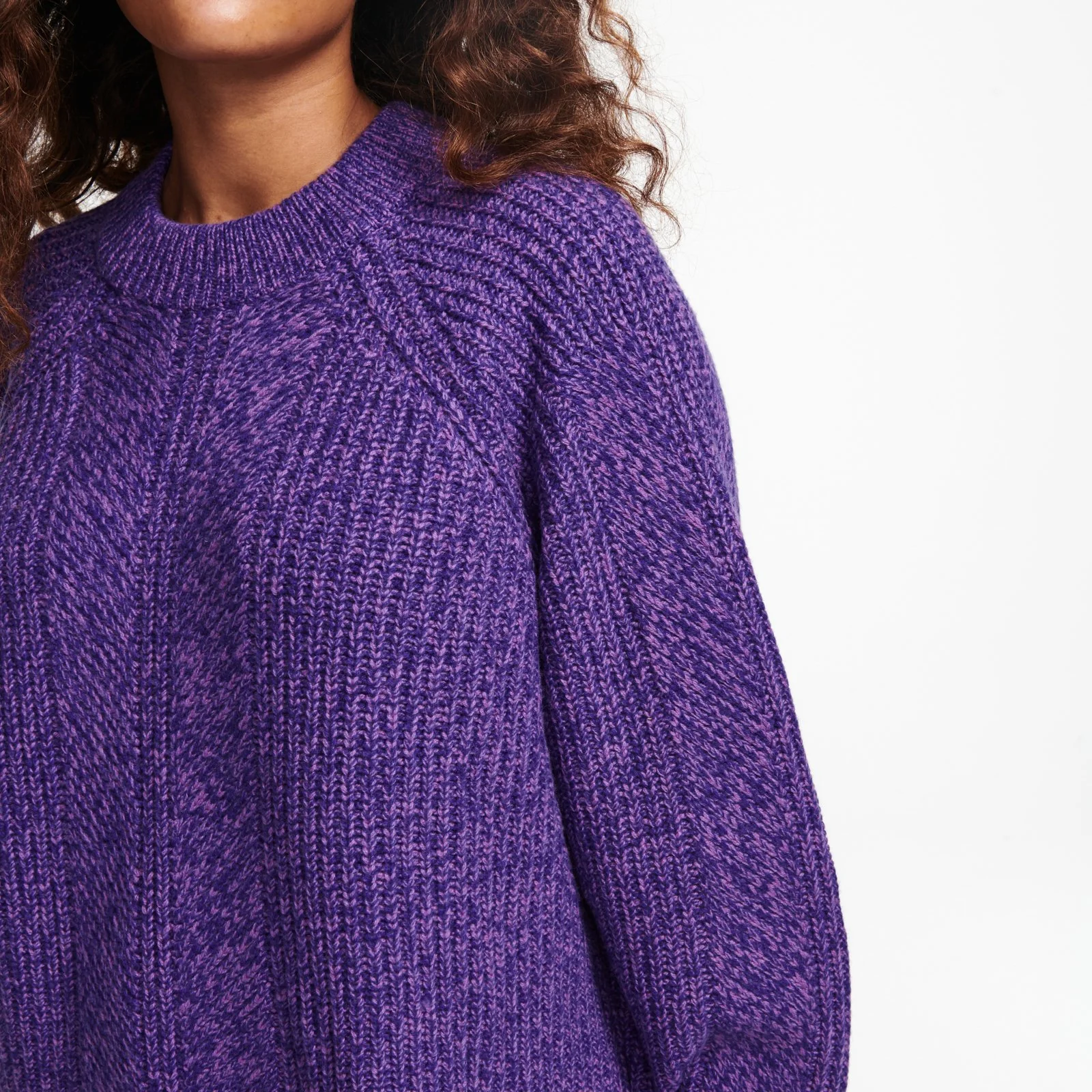 Cashmino Textured Crewneck Sweater - Image 10