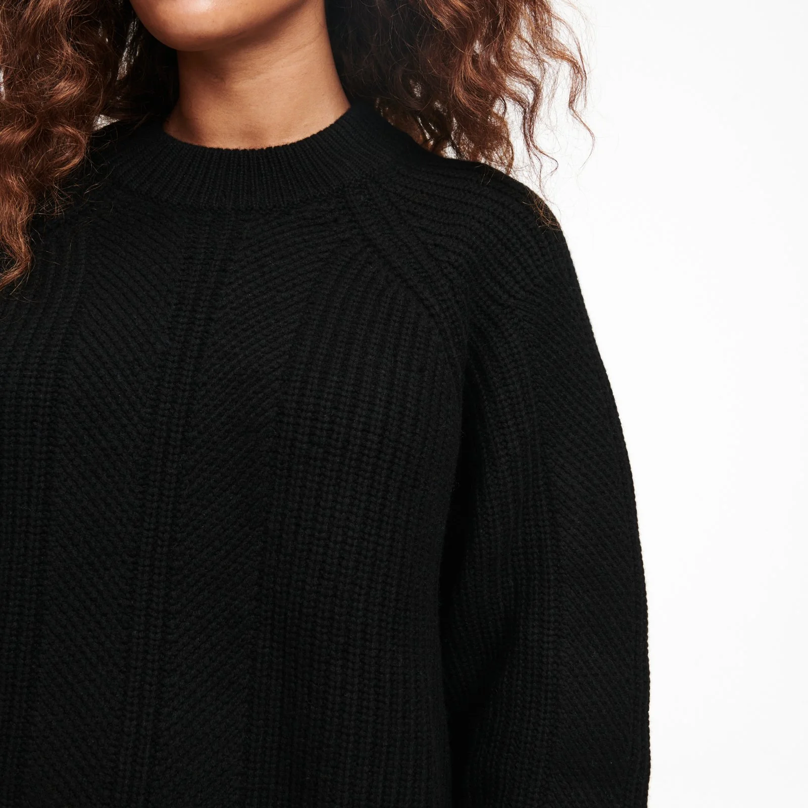 Cashmino Textured Crewneck Sweater - Image 18