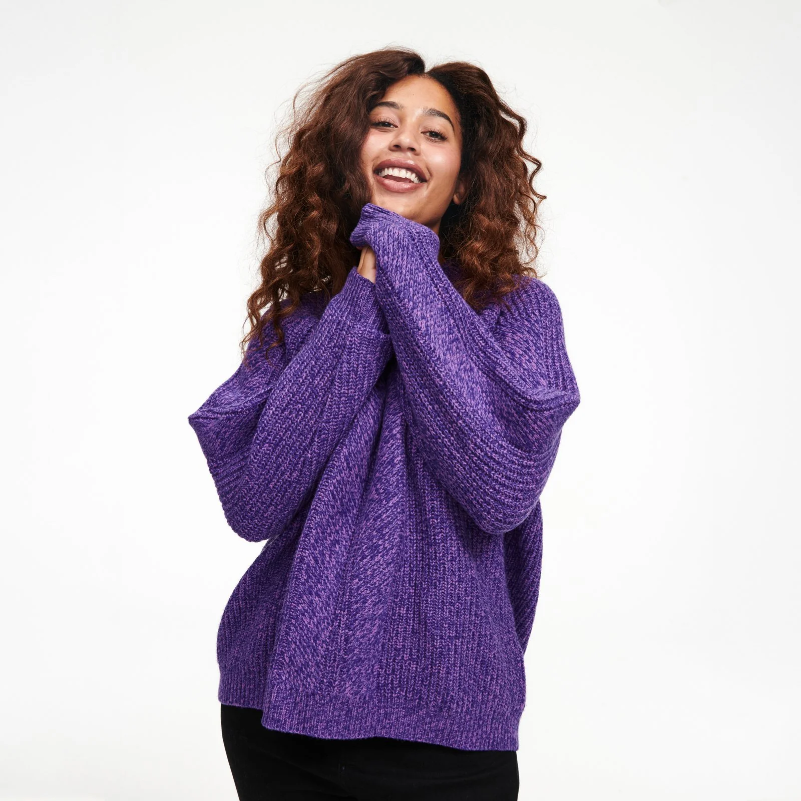 Cashmino Textured Crewneck Sweater - Image 7