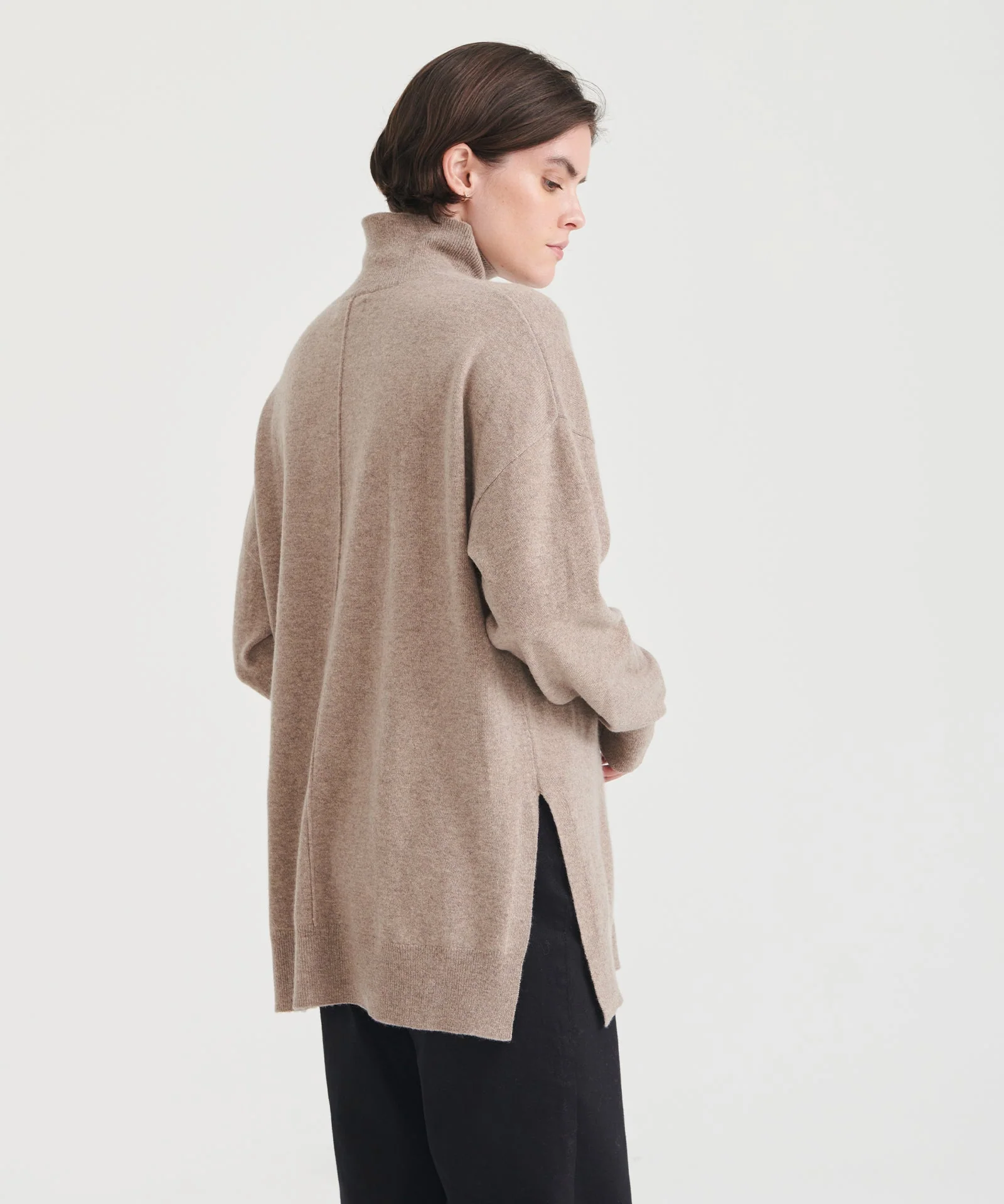 Washable Cashmere Turtleneck - Image 12