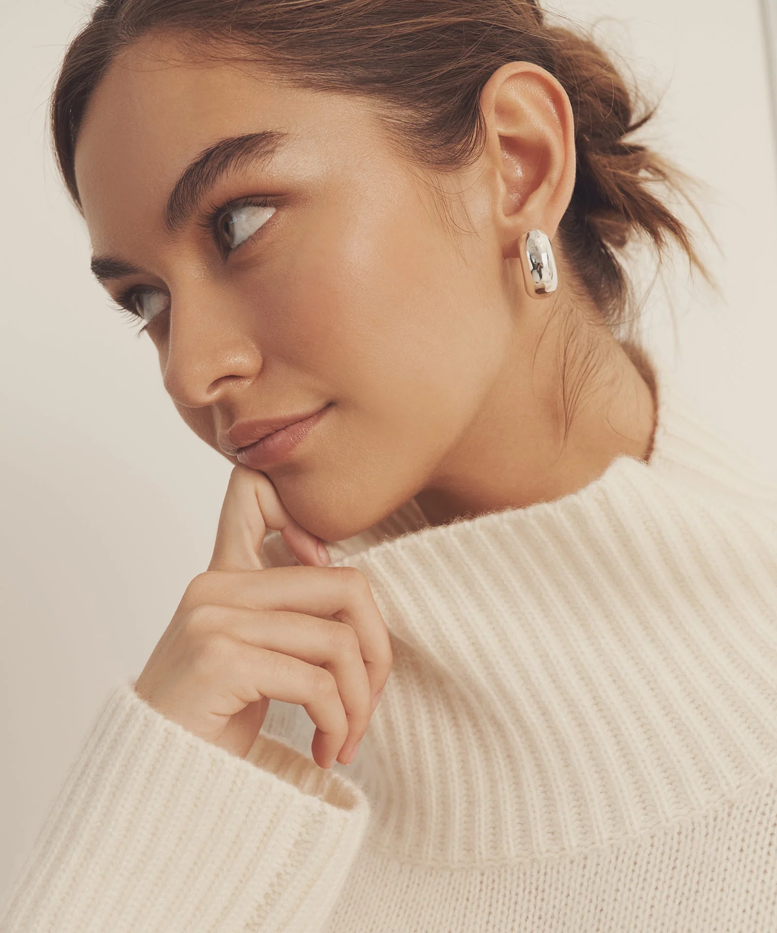 Ultra Luxe Cashmere Turtleneck - Image 14