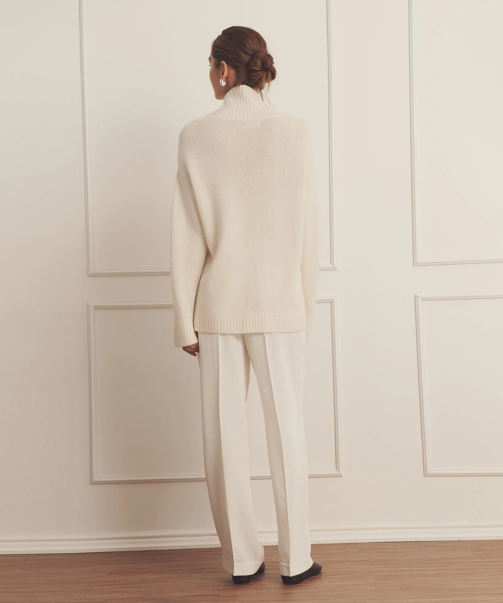 Ultra Luxe Cashmere Turtleneck - Image 15