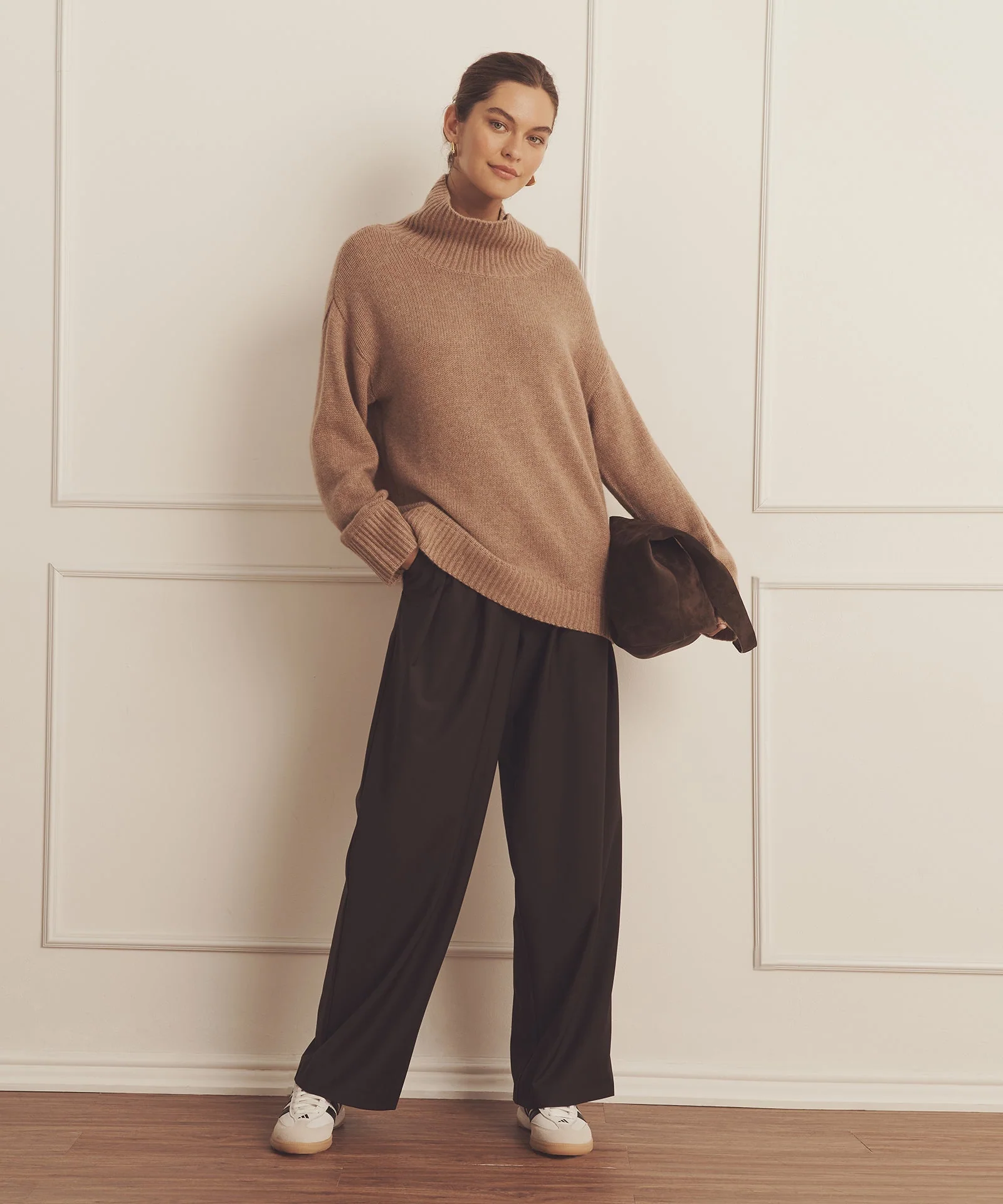 Ultra Luxe Cashmere Turtleneck - Image 4
